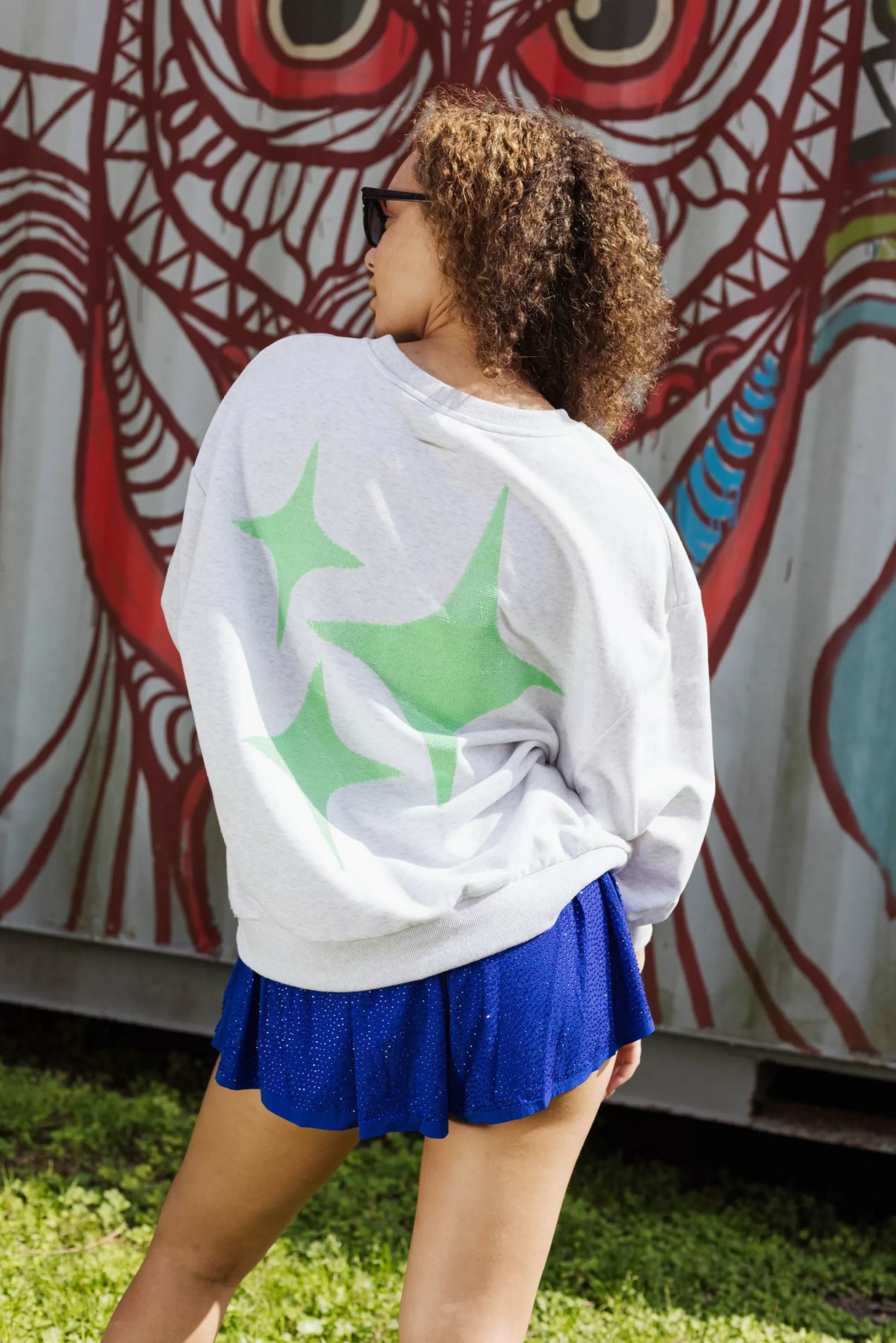 womens Queen Of Sparkles Big Queen Energy Sweatshirt
