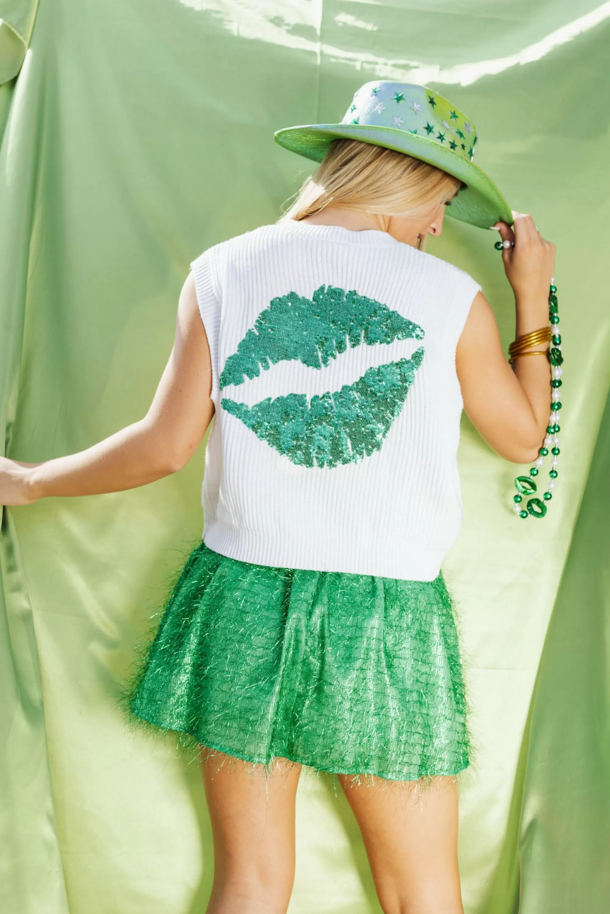 womens Queen Of Sparkles Kiss Me I'M A Queen Sweater Vest