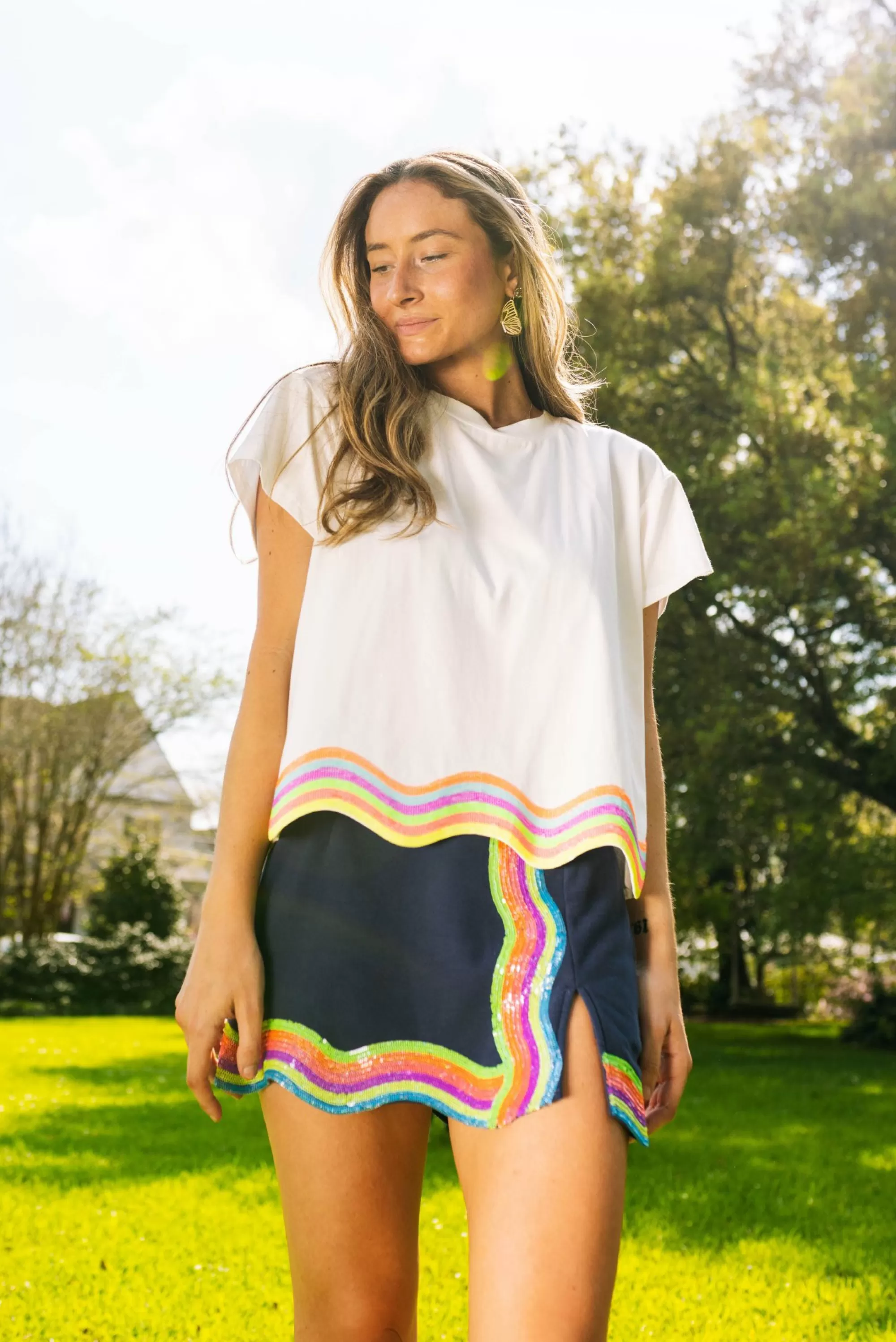 womens Queen Of Sparkles White Neon Wavy Tee